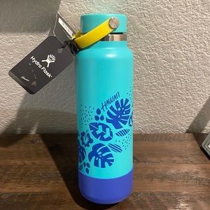 Brand new hydro flask limited edition Hawaii.40oz.  (1.19L)